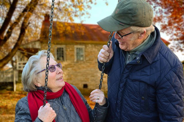 3 Ways You Can Help Keep Your Elderly Loved Ones Healthy