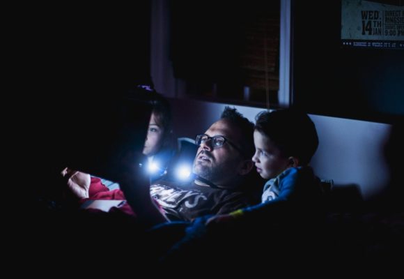 Raising Confident and Critical Thinkers in a Digital Age